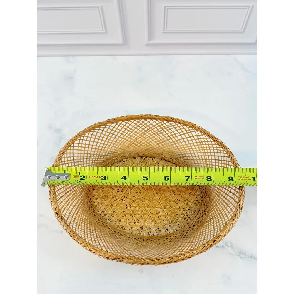 VTG Finely Woven Crosshatch Oval Reed Bamboo Basket 7.5X9